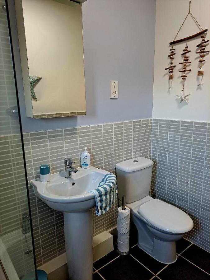 Coastal Apartment With Beach On Your Doorstep! Λανέλι Εξωτερικό φωτογραφία